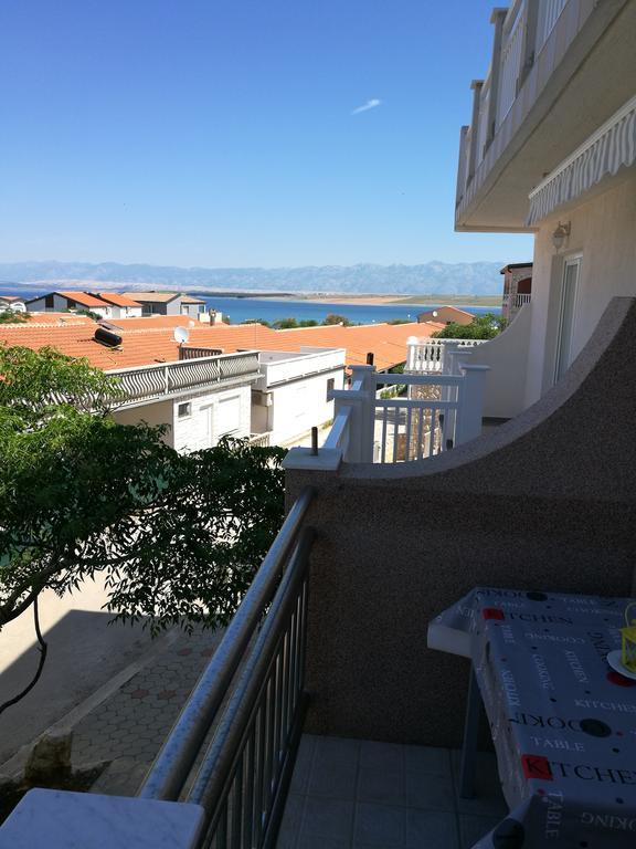 Apartments Ivi Vir Luaran gambar